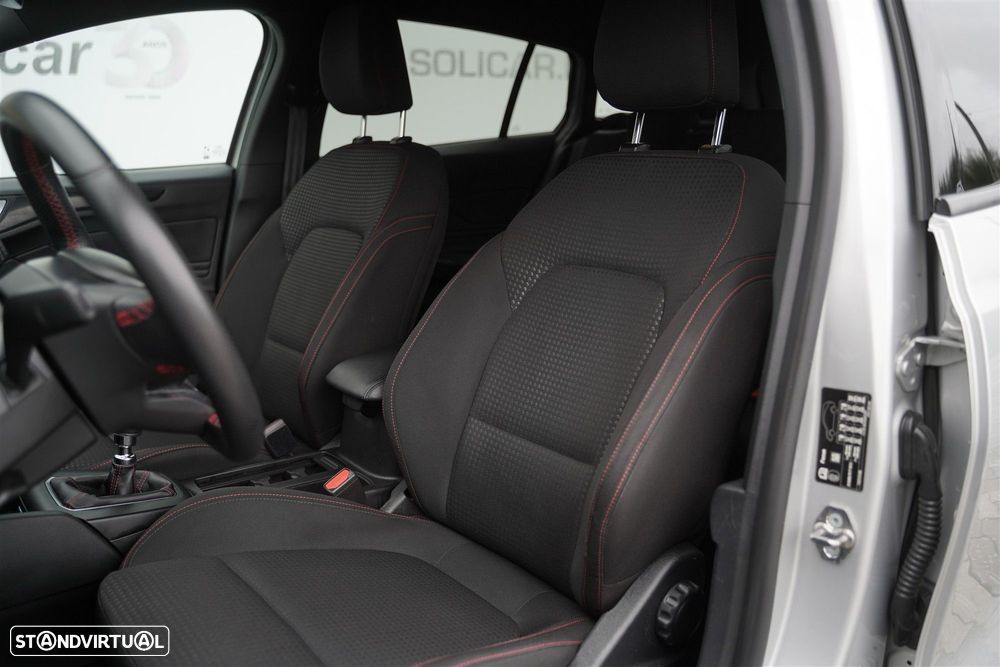 Ford Focus SW 1.0 EcoBoost ST-Line - 24