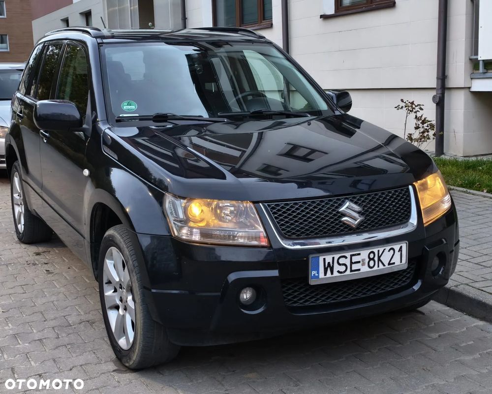 Suzuki Grand Vitara 2.0 - 16