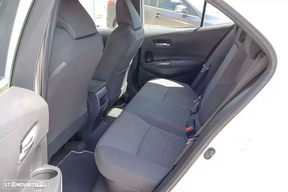 Toyota Corolla 1.8 Hybrid Comfort - 14