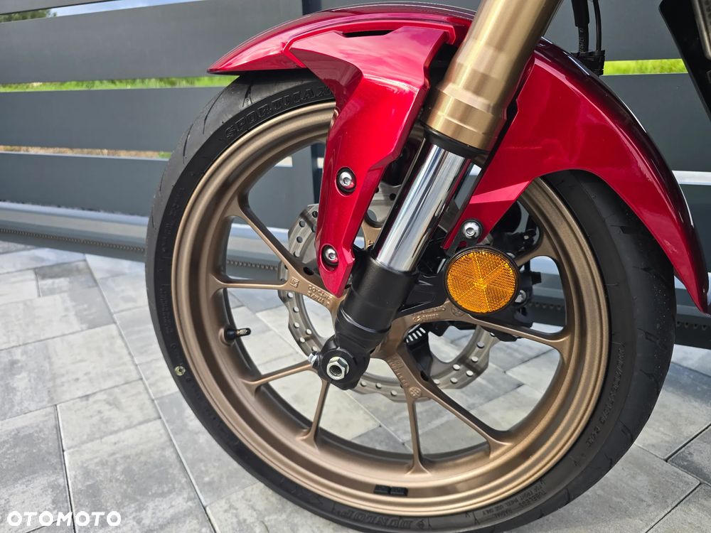 Honda CB - 17