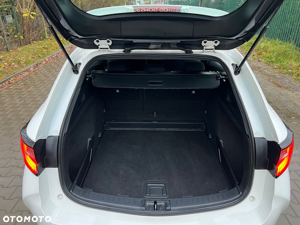 Toyota Corolla 1.8 Hybrid Comfort - 26