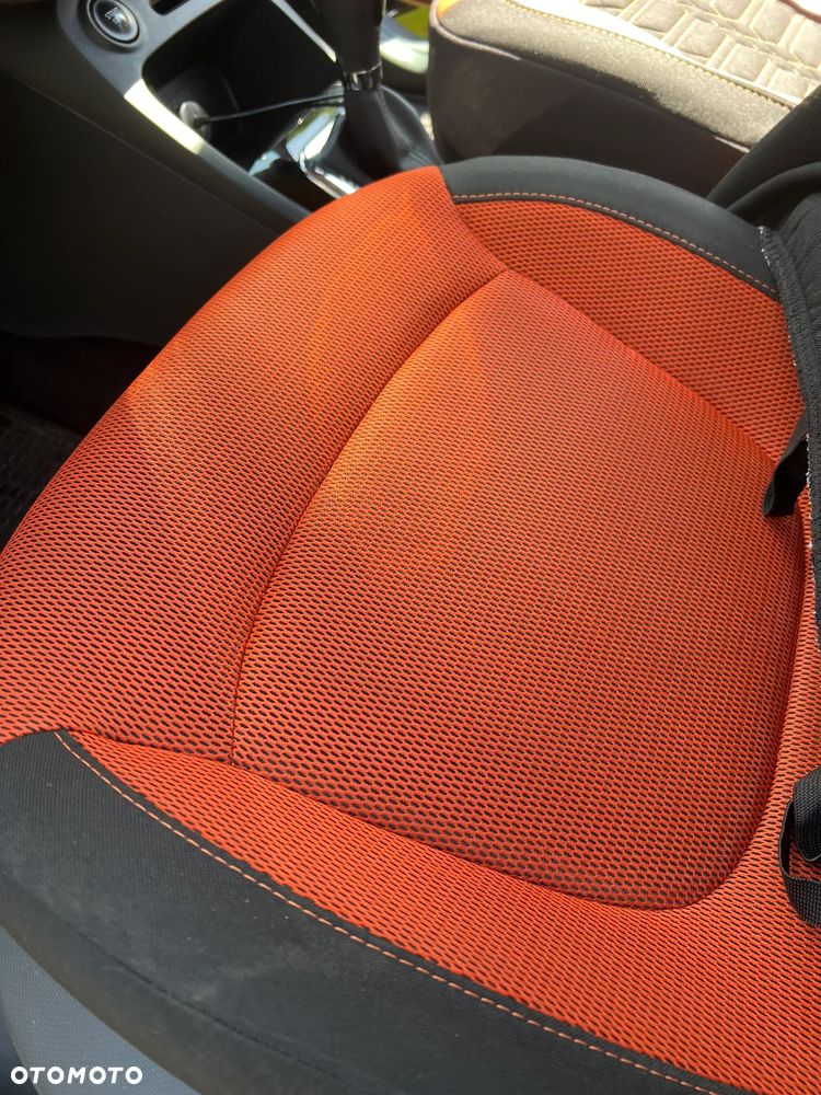 Renault Captur 1.2 TCe Intens EDC - 8