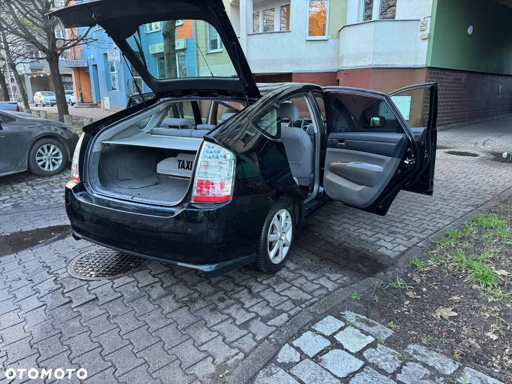 Toyota Prius 1.5 VVT-i Sol - 11