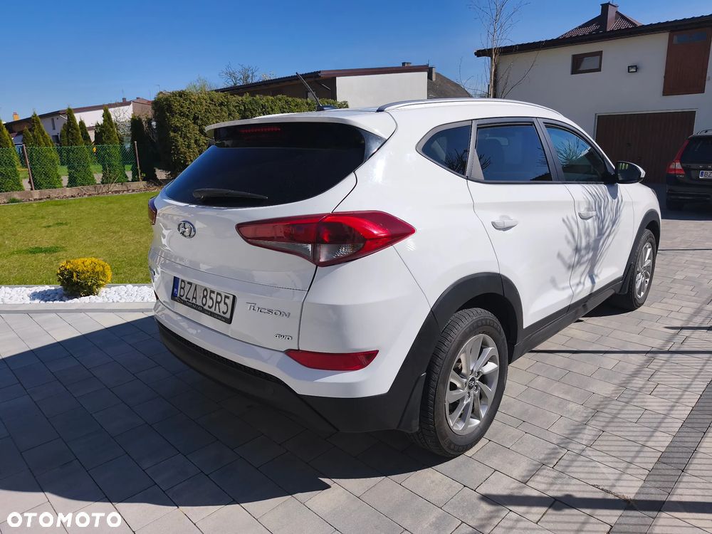 Hyundai Tucson - 4