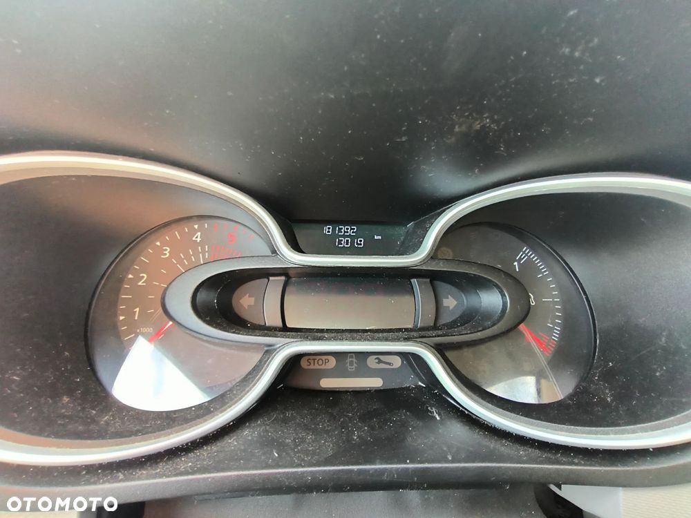 Renault Trafic - 18