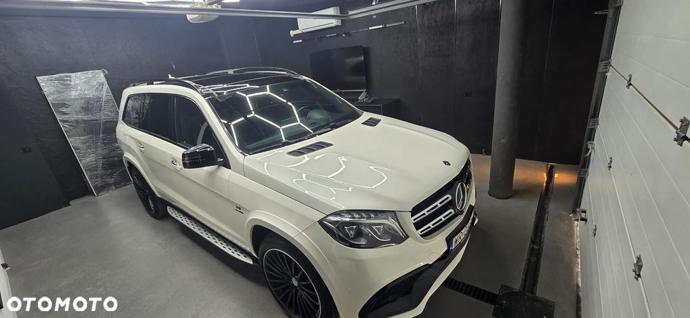 Mercedes-Benz GLS AMG 63 4Matic AMG Speedshift 7G-TRONIC - 24