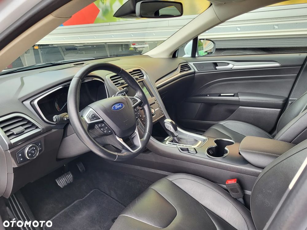 Ford Mondeo 2.0 Hybrid Titanium GPF - 16