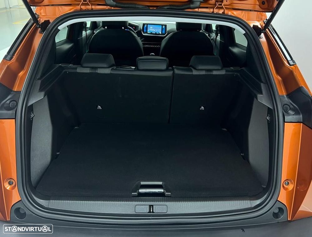 Peugeot 2008 1.2 PureTech Allure - 7
