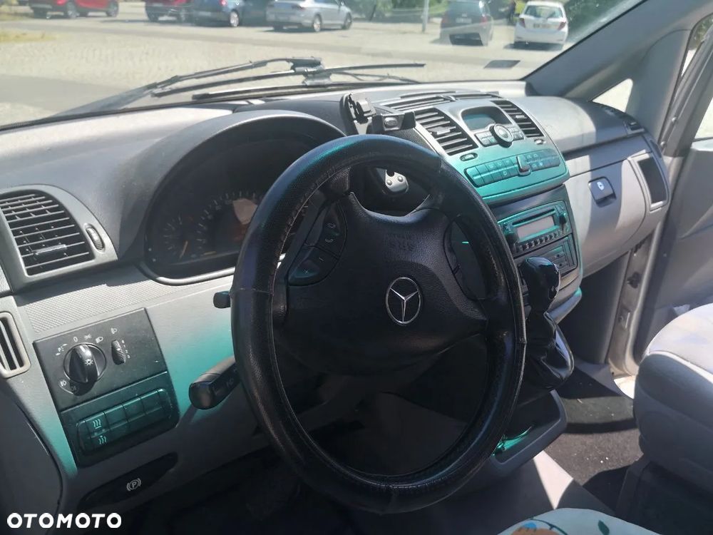 Mercedes-Benz Viano - 16