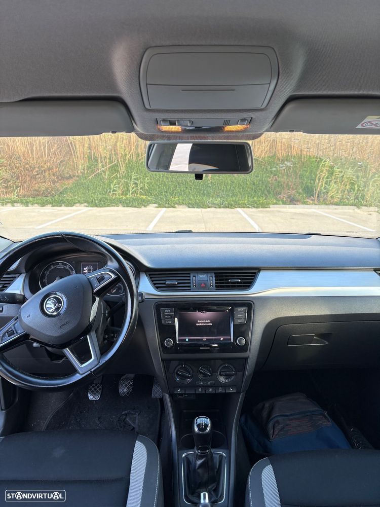 Skoda Rapid 1.0 TSI Active - 3