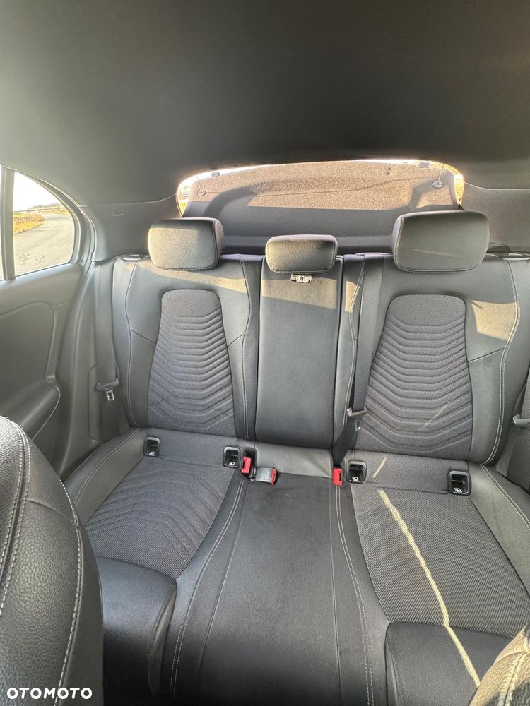 Mercedes-Benz Klasa A 180 d AMG Line 7G-DCT - 20