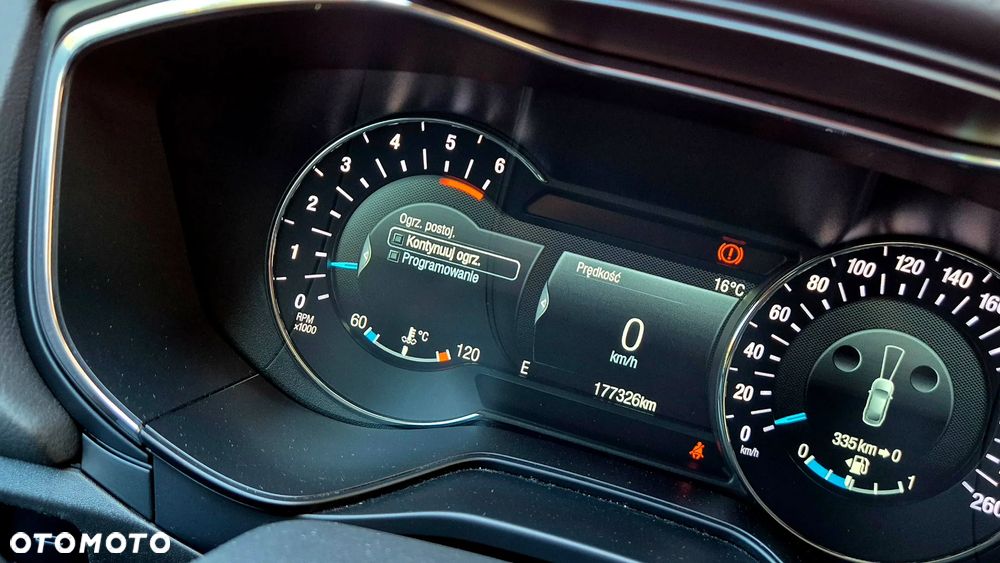 Ford Mondeo 2.0 EcoBlue Titanium - 37