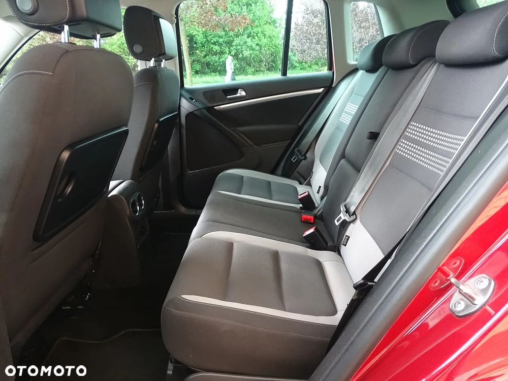 Volkswagen Tiguan 2.0 TDI DPF 4Motion BlueMotion Technology Sport & Style - 18