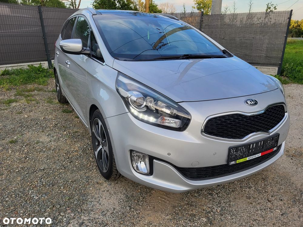 Kia Carens 1.7 CRDi 141 Dream Team Edition - 8