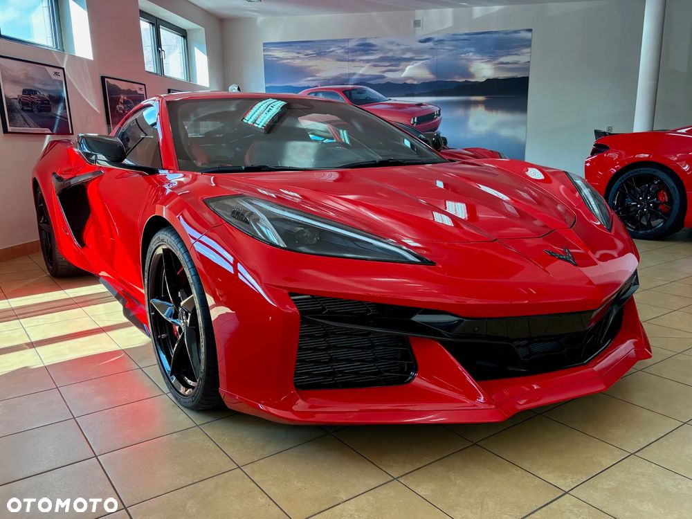 Chevrolet Corvette - 13