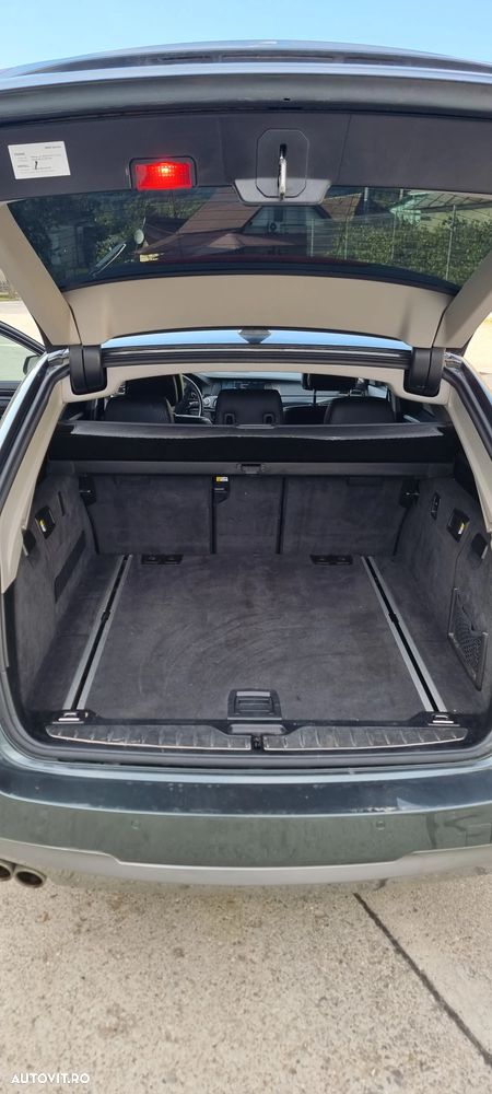 BMW Seria 5 525d Touring Sport-Aut. - 10