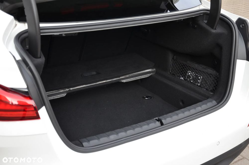 BMW Seria 2 218i Sport Line - 14