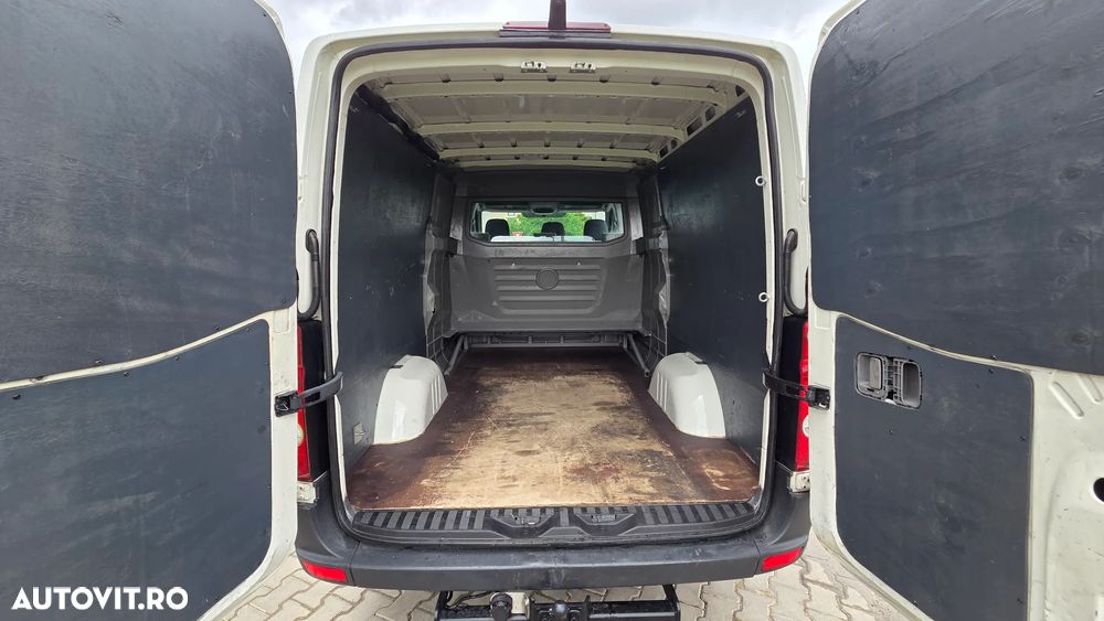 Volkswagen Crafter - 11