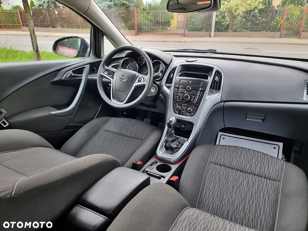 Opel Astra 1.4 Turbo Edition - 11