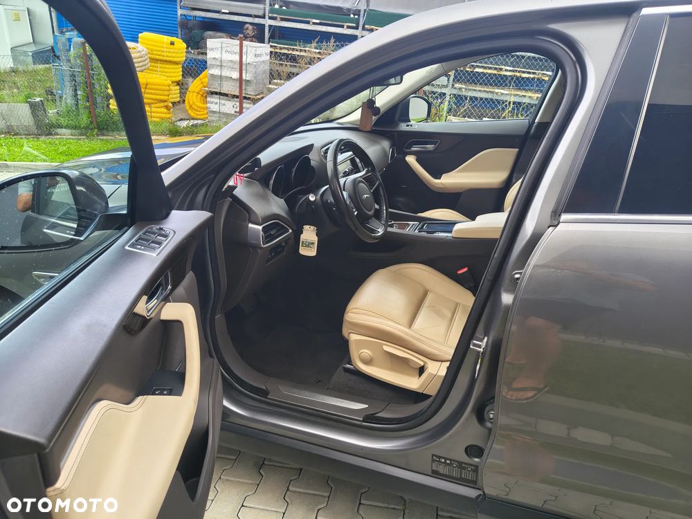 Jaguar F-Pace 2.0 i4D AWD Prestige - 16