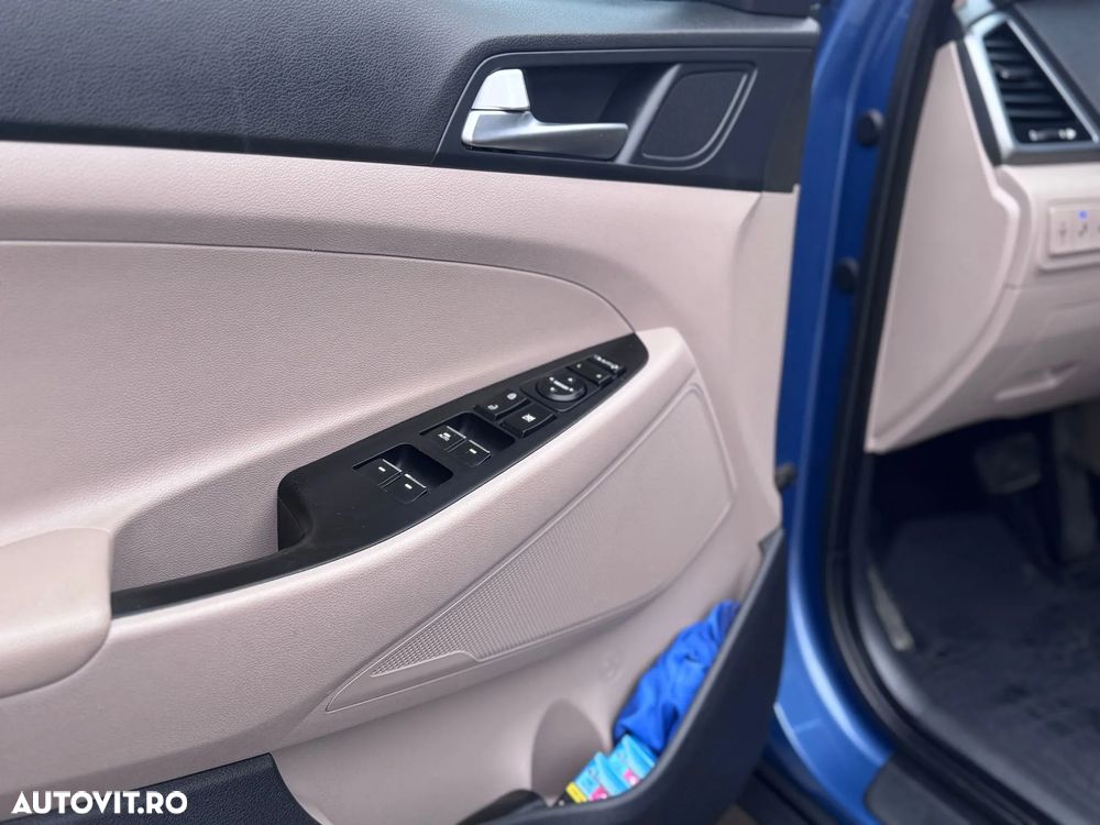 Hyundai Tucson 2.0 CRDI 4WD 6AT Luxury Pack+ - 12