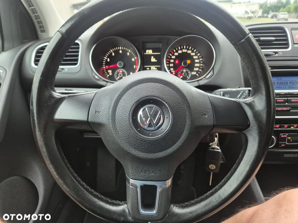 Volkswagen Golf - 14