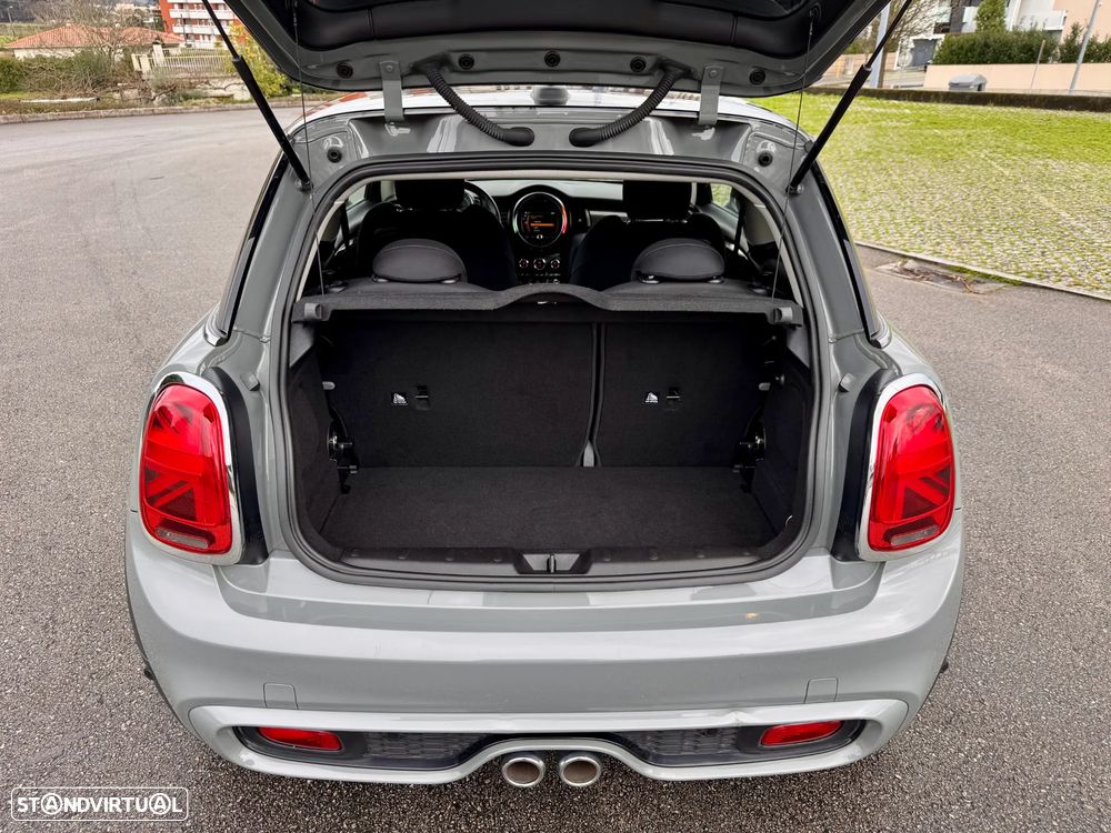 MINI 3 Portas Cooper SD Aut. - 20