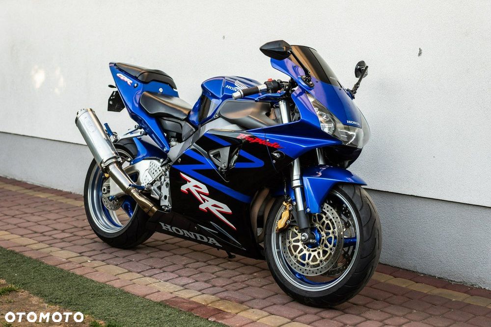 Honda CBR - 1
