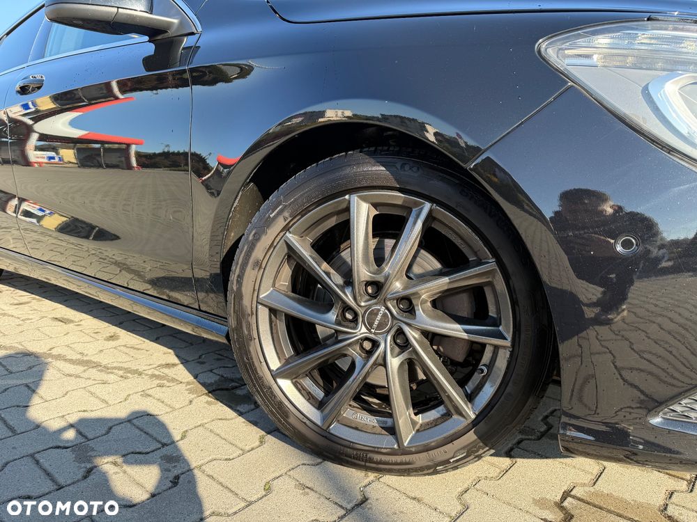 Mercedes-Benz CLA - 17
