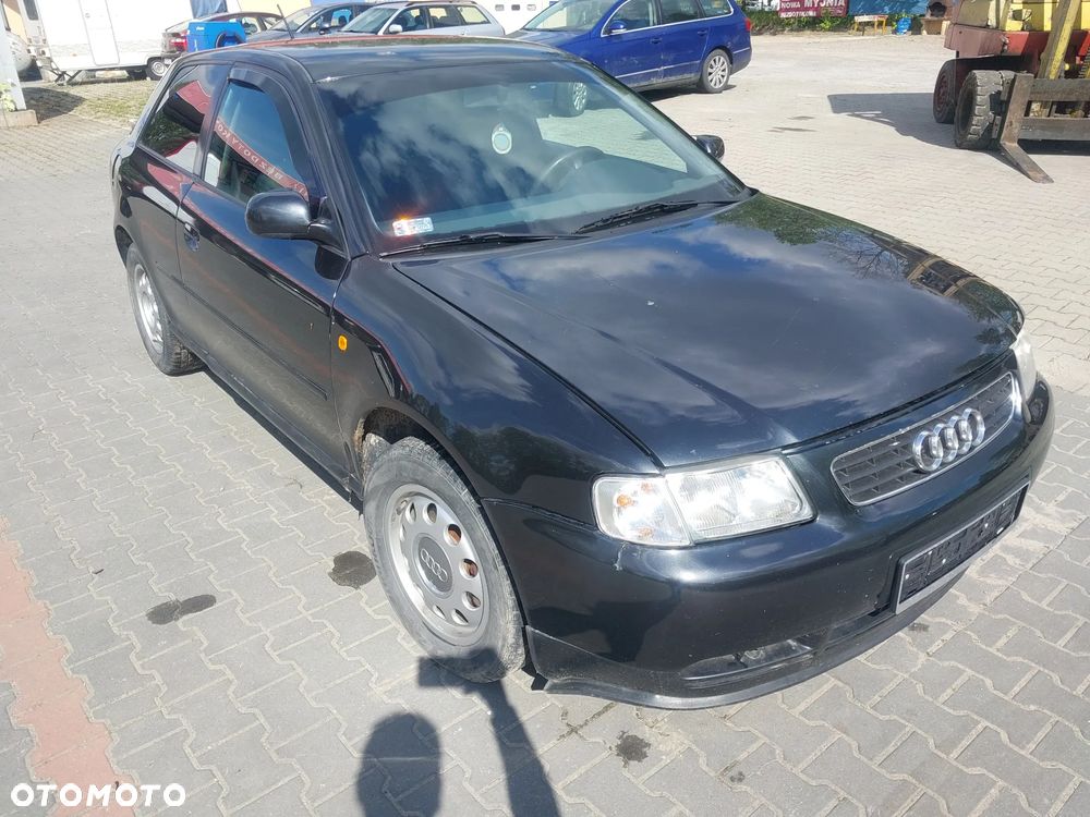 Audi A3 8L 3D silnik 1.8 20v AGN skrzynia biegów CZM drzwi zderzak błotnik klapa lusterko blenda maska LZ9U LZ9V maglownica belka szyba boczek alternator sprężarka przewód klimatyzacji radio kierownica fotel felgi przepustnica podszybie konsola CAŁY NA CZĘŚCI WSZYSTKIE CZĘŚCI - 4