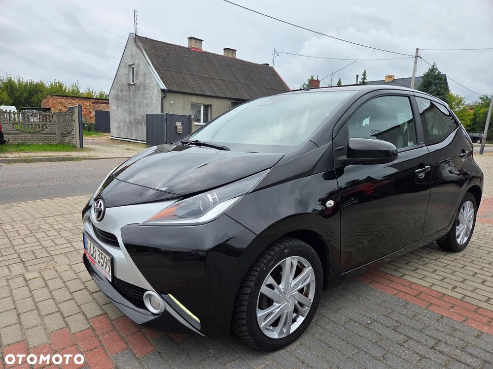 Toyota Aygo x-play Edition S+ - 2