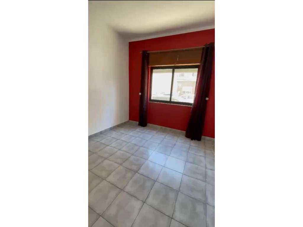 Apartamento T2 | R/C | Baixa da Banheira - Grande imagem: 3/12