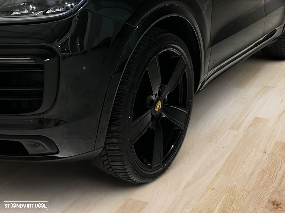 Porsche Cayenne Coupé E-Hybrid - 7