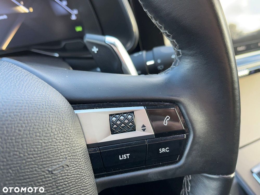 DS Automobiles DS 7 Crossback 1.6 PureTech So Chic - 24