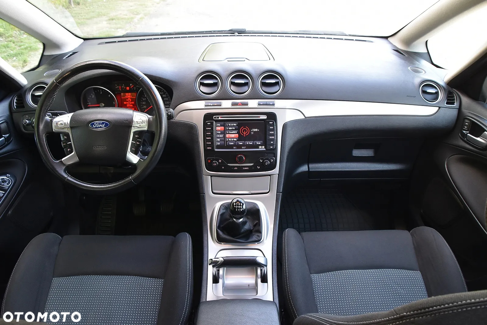Ford S-Max - 25