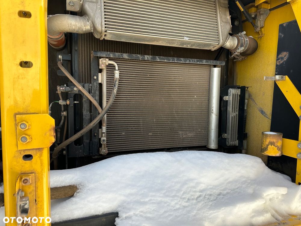 Komatsu PC 210 LC-11 - 27
