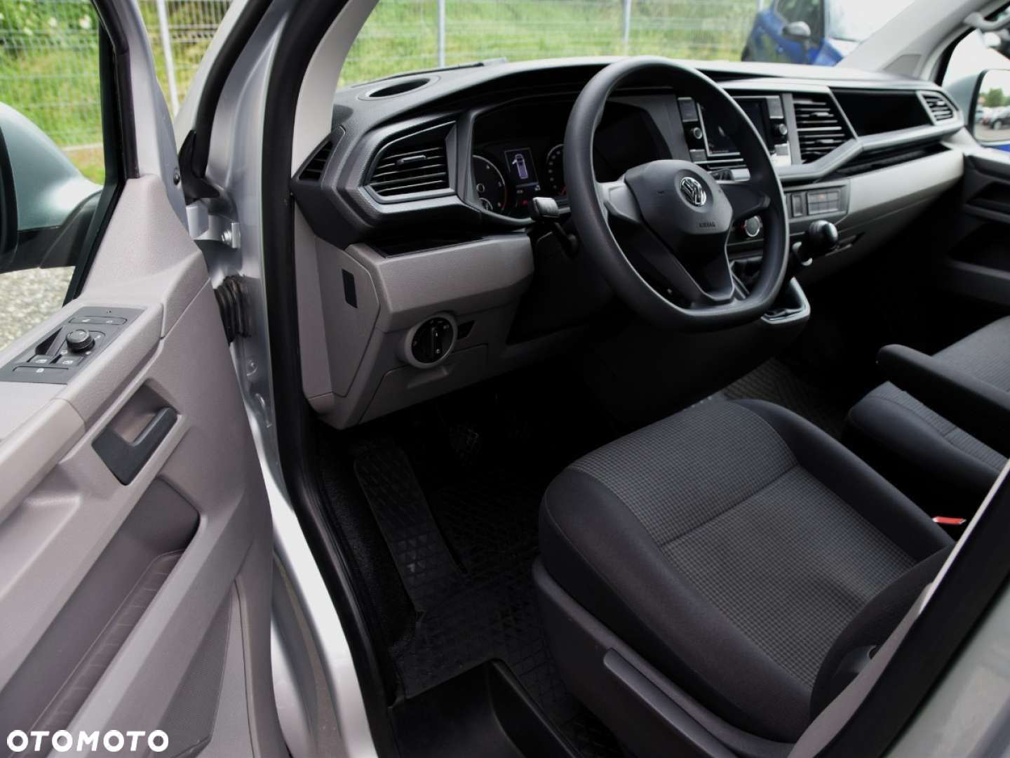 Volkswagen Transporter - 5