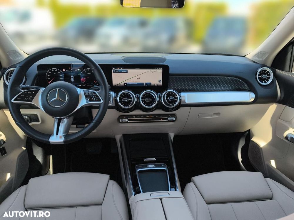 Mercedes-Benz GLB 200 Aut. - 12