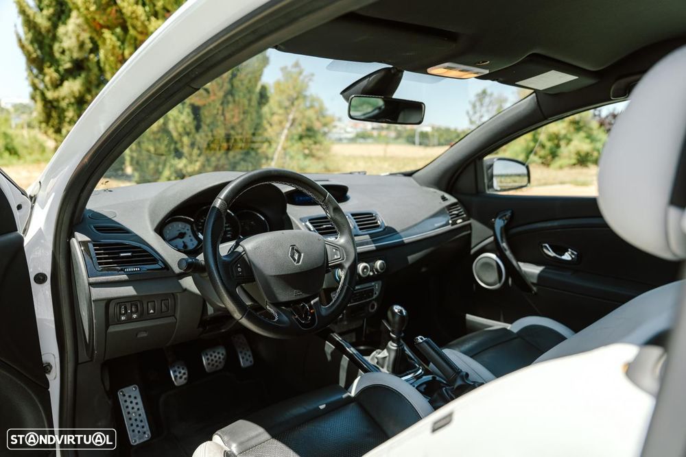 Renault Mégane Coupe - 23