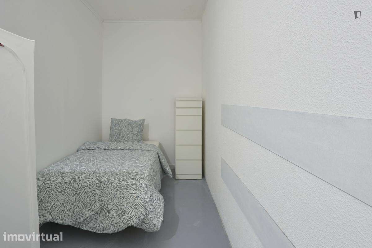 Quarto - localizado em Alvalade Lisbon - Grande imagem: 2/45