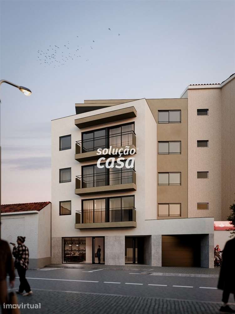 Apartamento T0 com terraço, no Centro de Canelas! - Grande imagem: 2/17