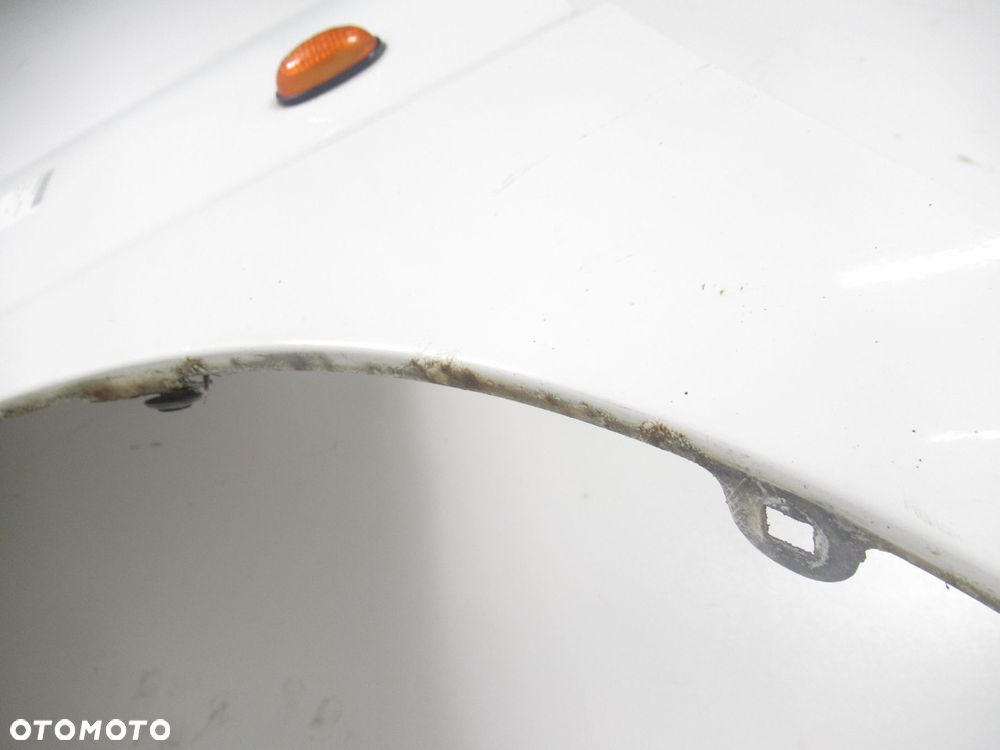 BŁOTNIK LEWY PRZEDNI HYUNDAI H100 - 7