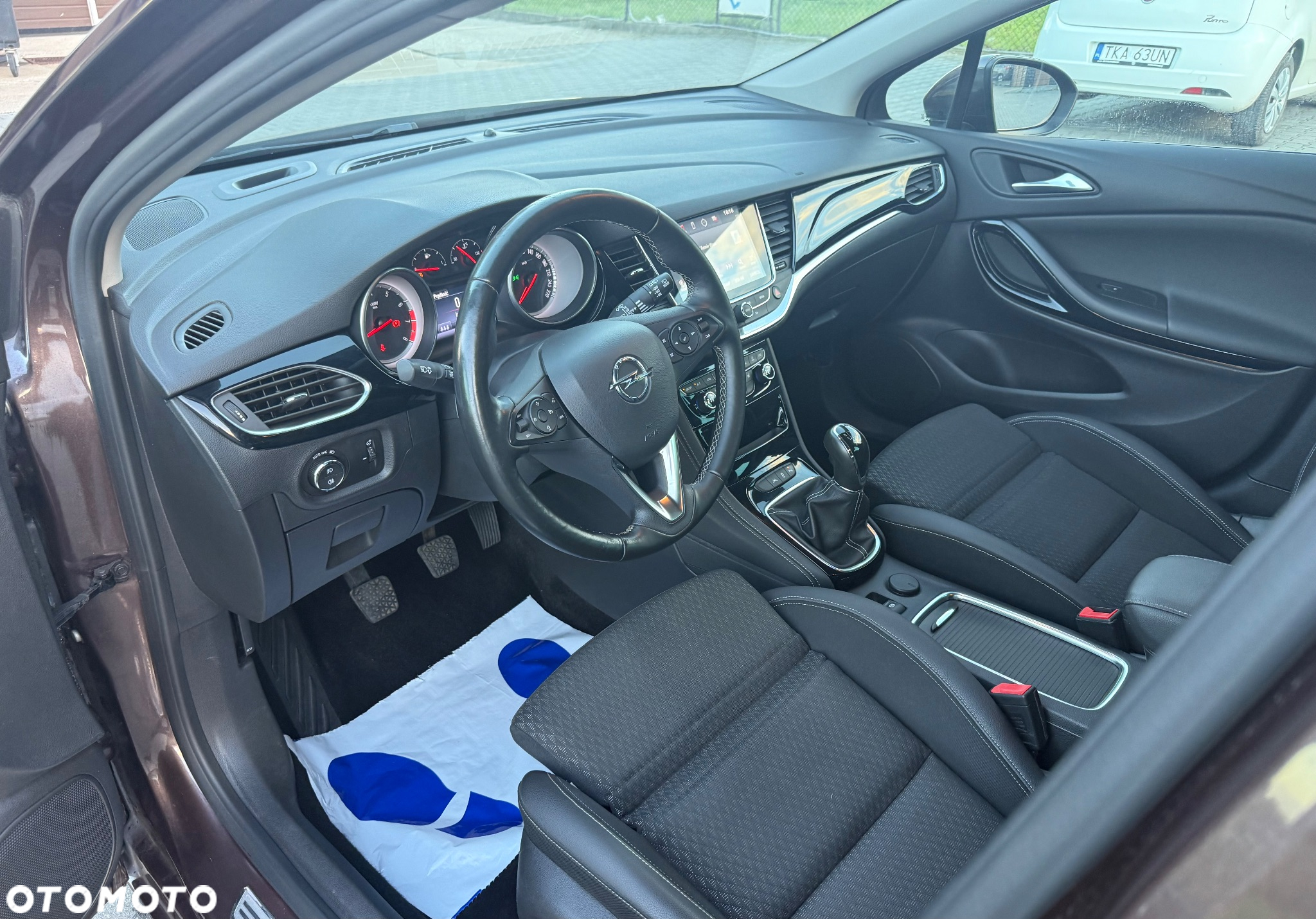 Opel Astra 1.4 Turbo Start/Stop Sports Tourer Innovation - 16