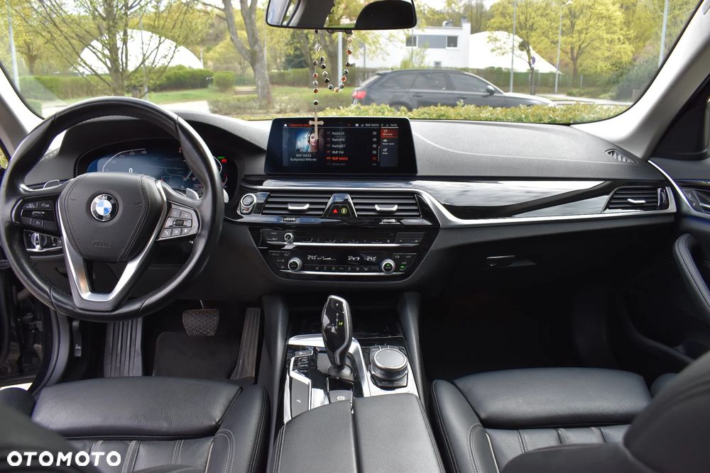 BMW Seria 5 518d Sport Line sport - 21