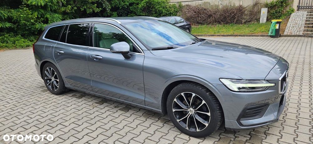 Volvo V60 D3 AWD Momentum - 4