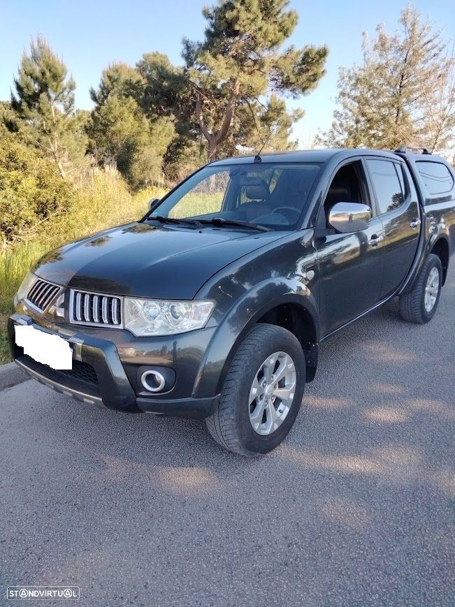 Mitsubishi L200 Pick Up 4x4 Auto DPF Intense Cabine Dupla - 1