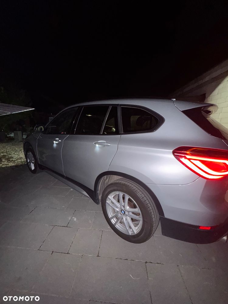 BMW X1 sDrive18d Advantage sport - 23