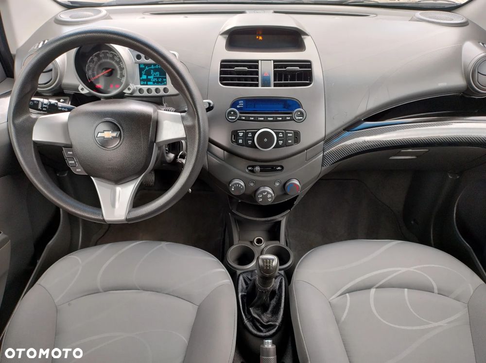 Chevrolet Spark 1.2 LT - 21