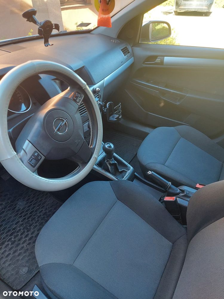 Opel Astra 1.4 Enjoy - 11