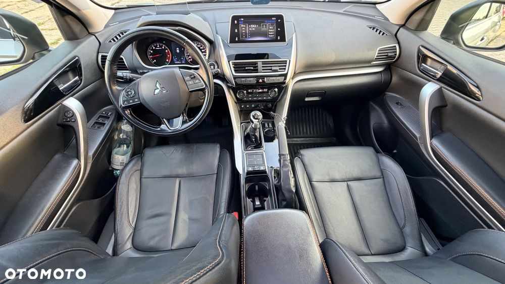 Mitsubishi Eclipse Cross 1.5 T Intense - 35